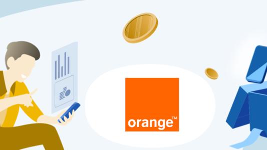 homme avec téléphone et graphique, pièces et carton avec box et mobile et logo orange