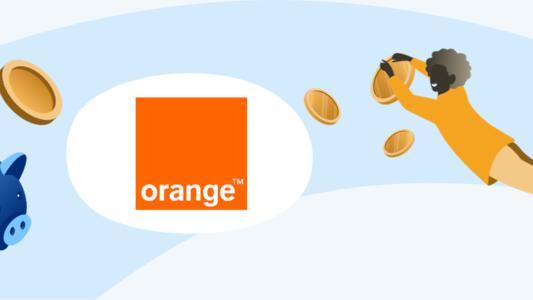 femme tenant une pièce, tirelire et logo orange